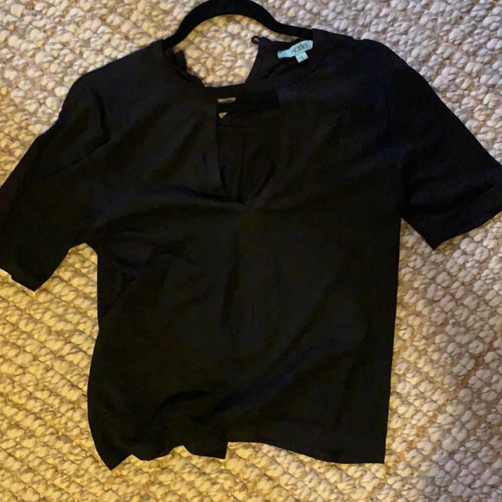 Black shirt